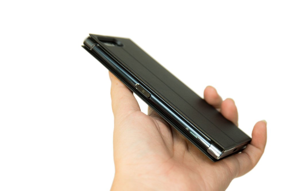 Xperia XZ Premium 原廠好保護！專用可立式保護殼 SCSG10 開箱 @3C 達人廖阿輝