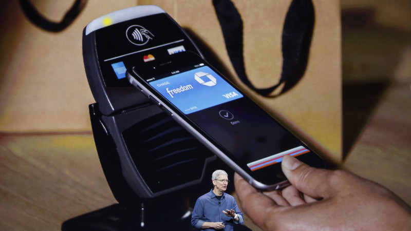 apple-pay-tim-cook_resize