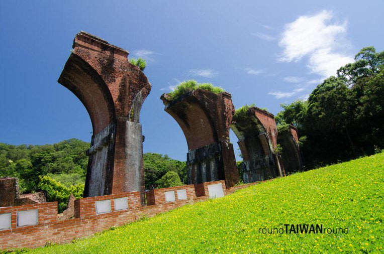 Remains of Longteng Bridge (龍騰斷橋)-001